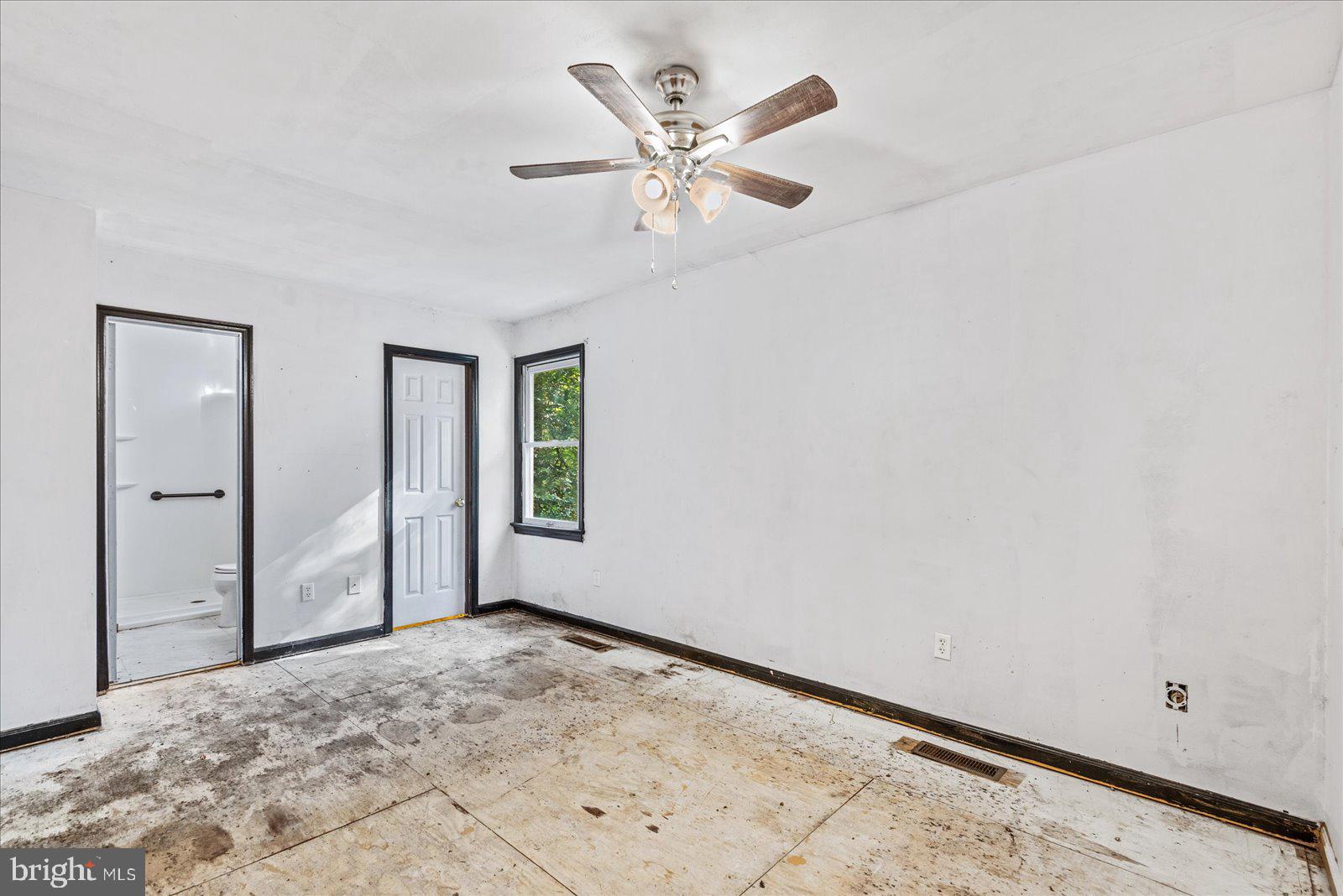 10711 ANN DAVIS DRIVE
