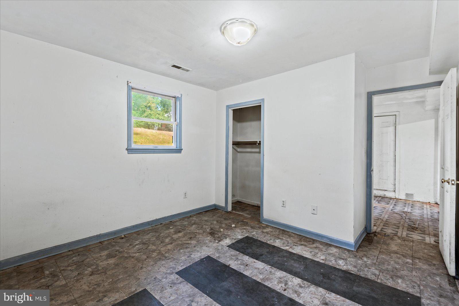 10711 ANN DAVIS DRIVE