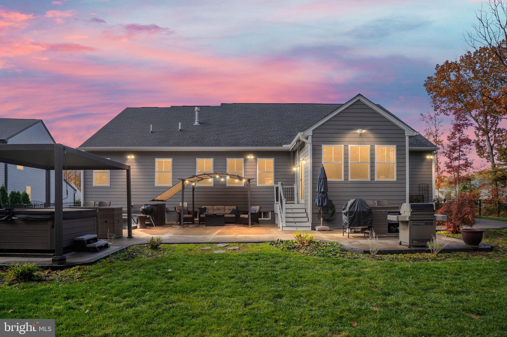 11411 STRIPED MAPLE COURT