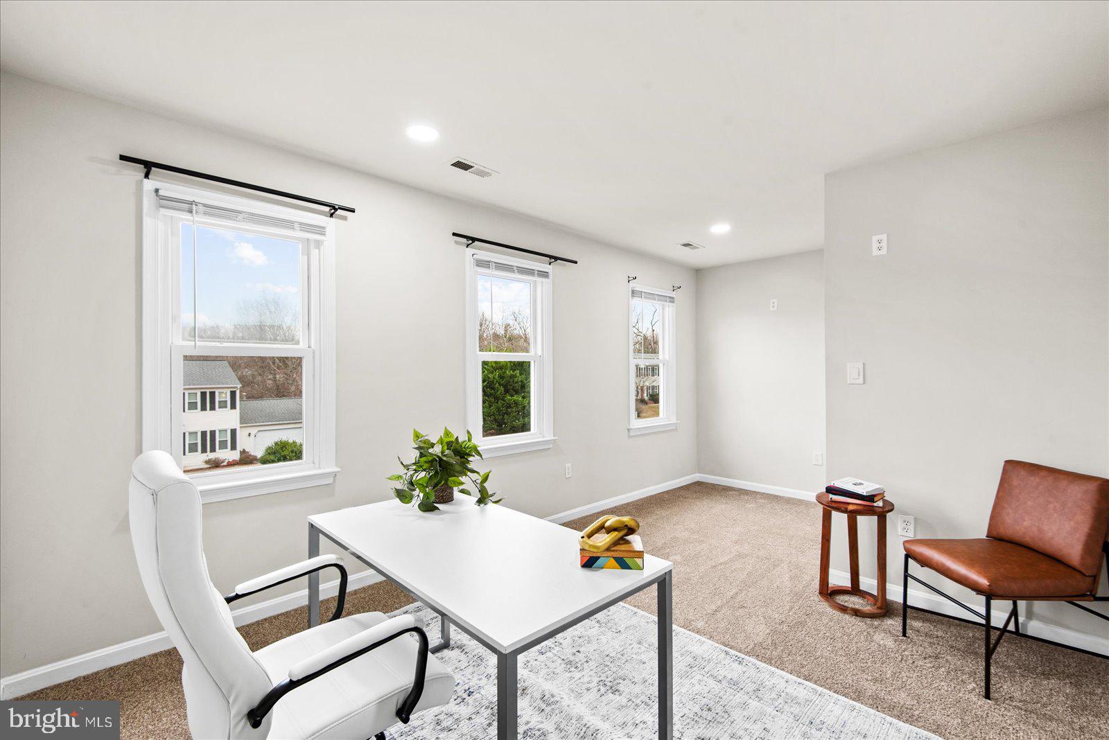 10004 SHADOWRIDGE COURT