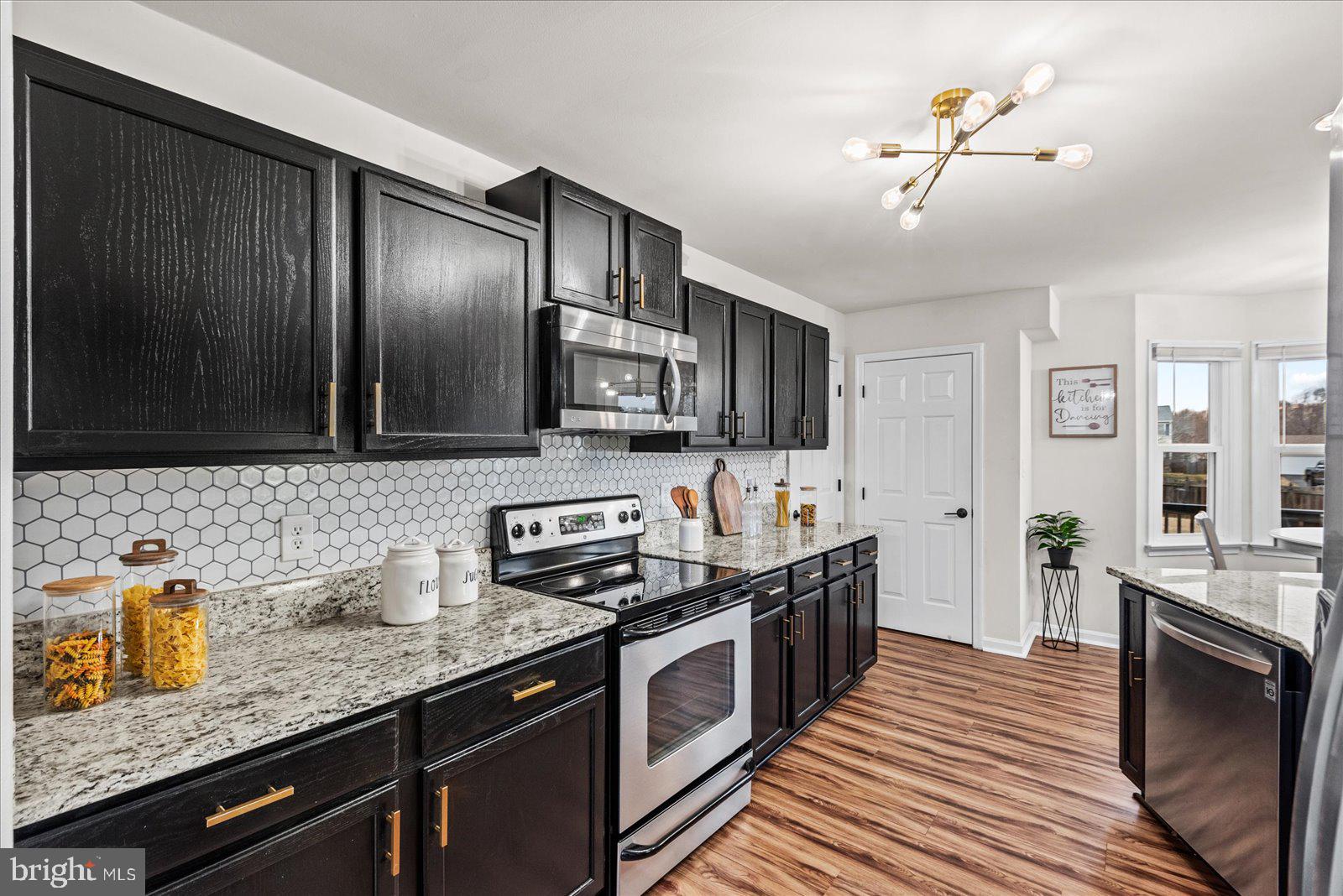 10004 SHADOWRIDGE COURT