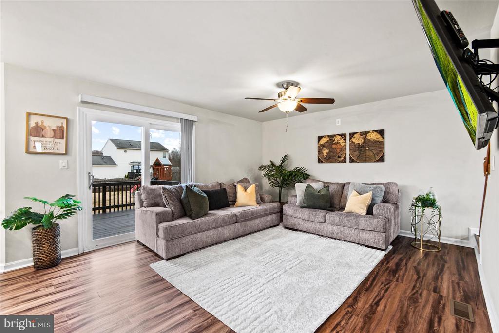 10004 SHADOWRIDGE COURT