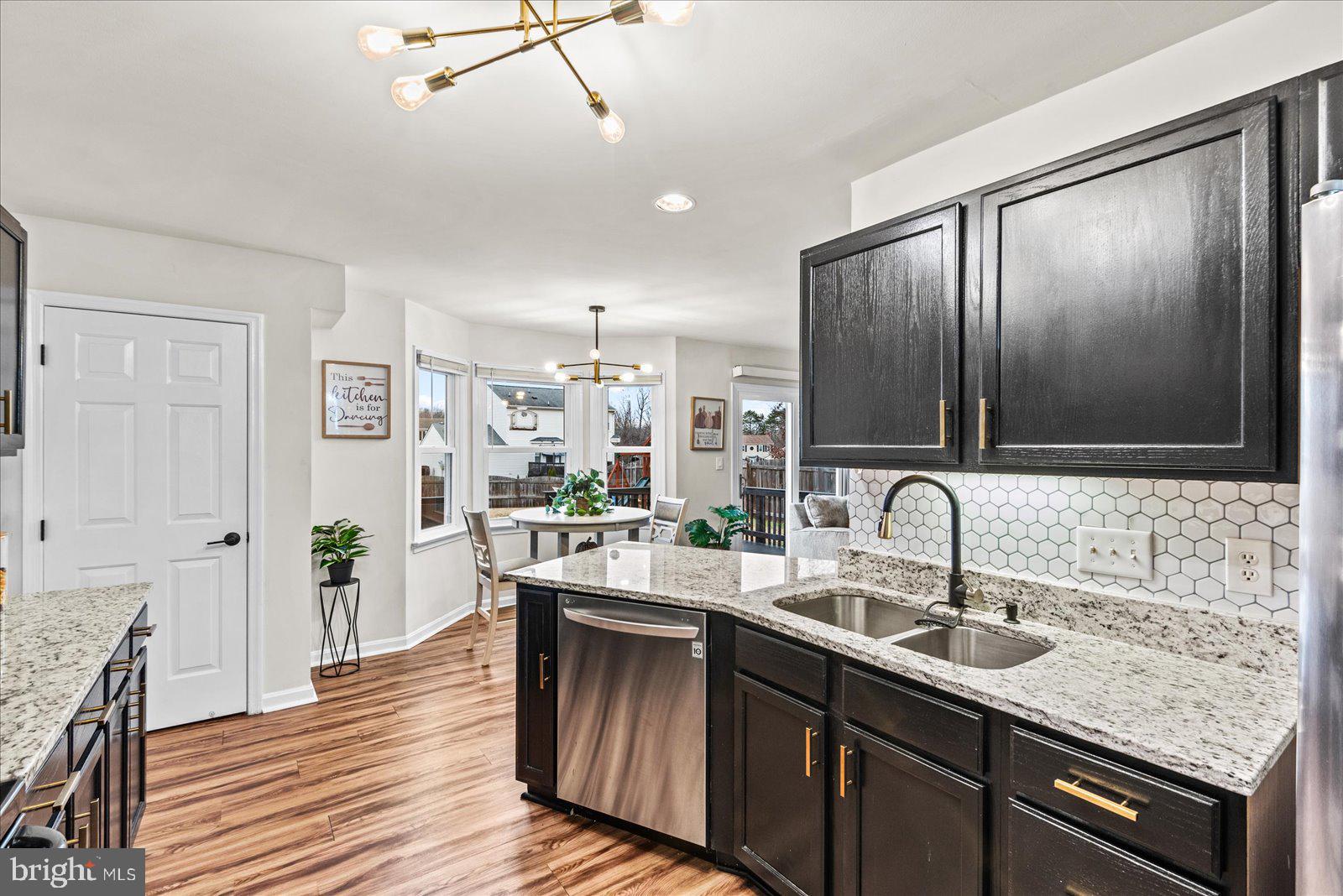 10004 SHADOWRIDGE COURT