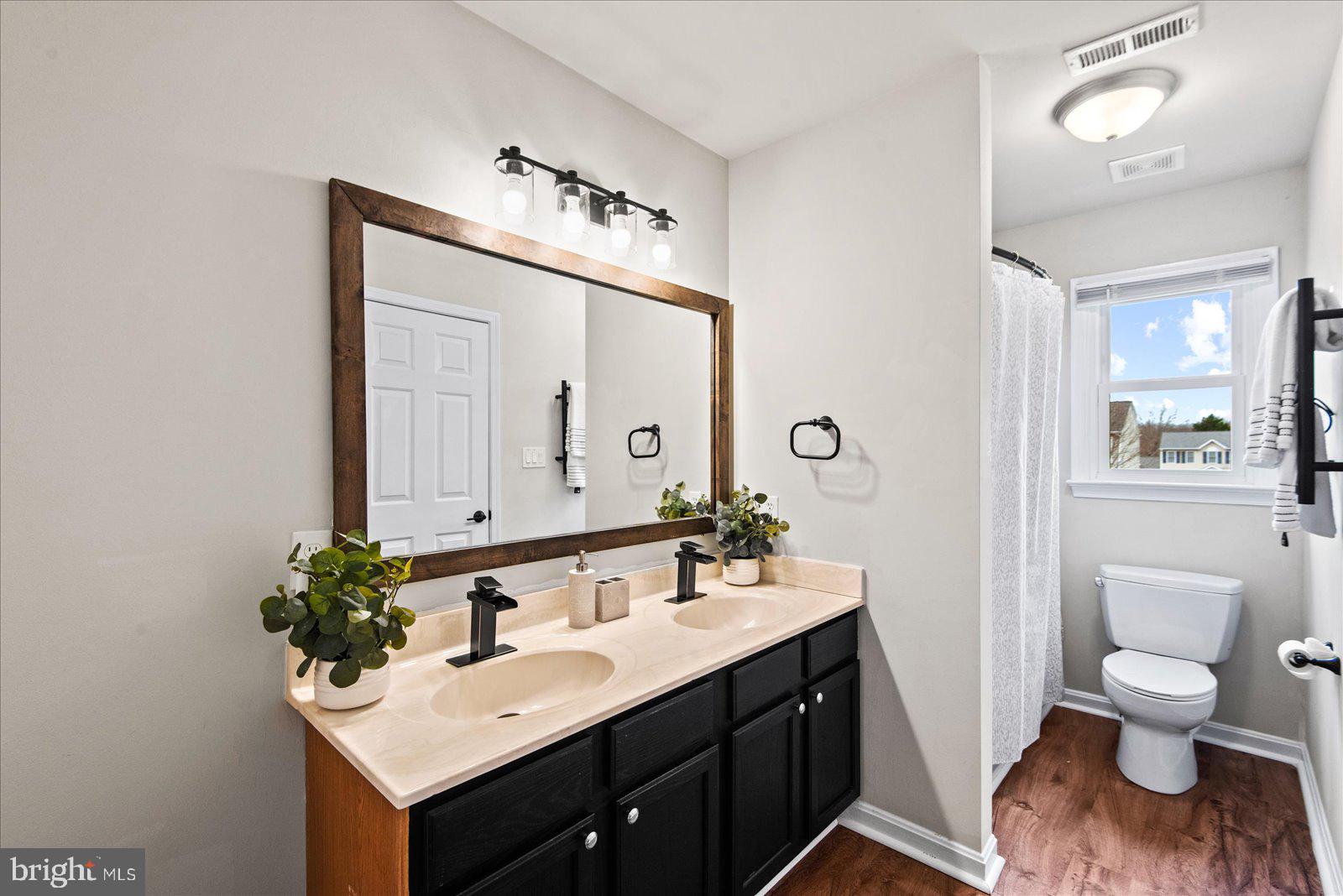 10004 SHADOWRIDGE COURT