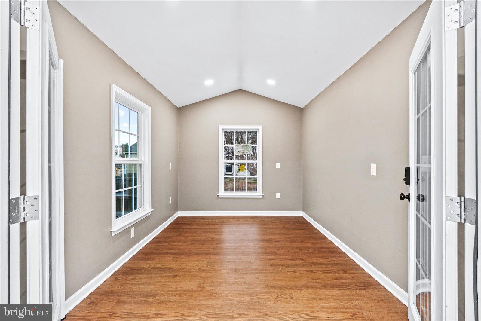 10004 SHADOWRIDGE COURT