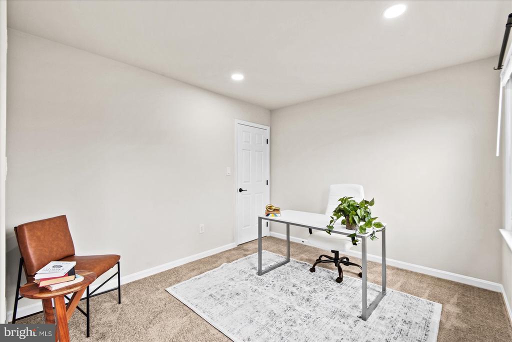 10004 SHADOWRIDGE COURT