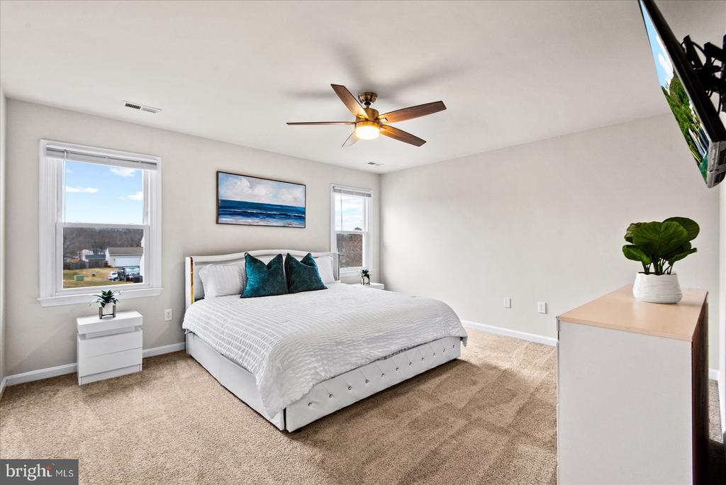 10004 SHADOWRIDGE COURT