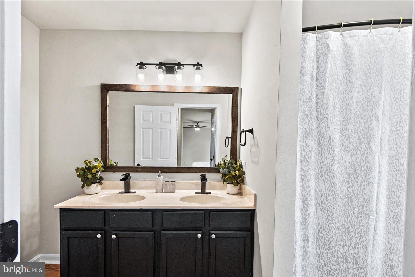 10004 SHADOWRIDGE COURT