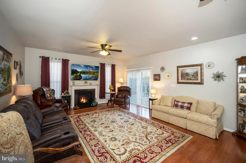 9414 FYVIE LANE