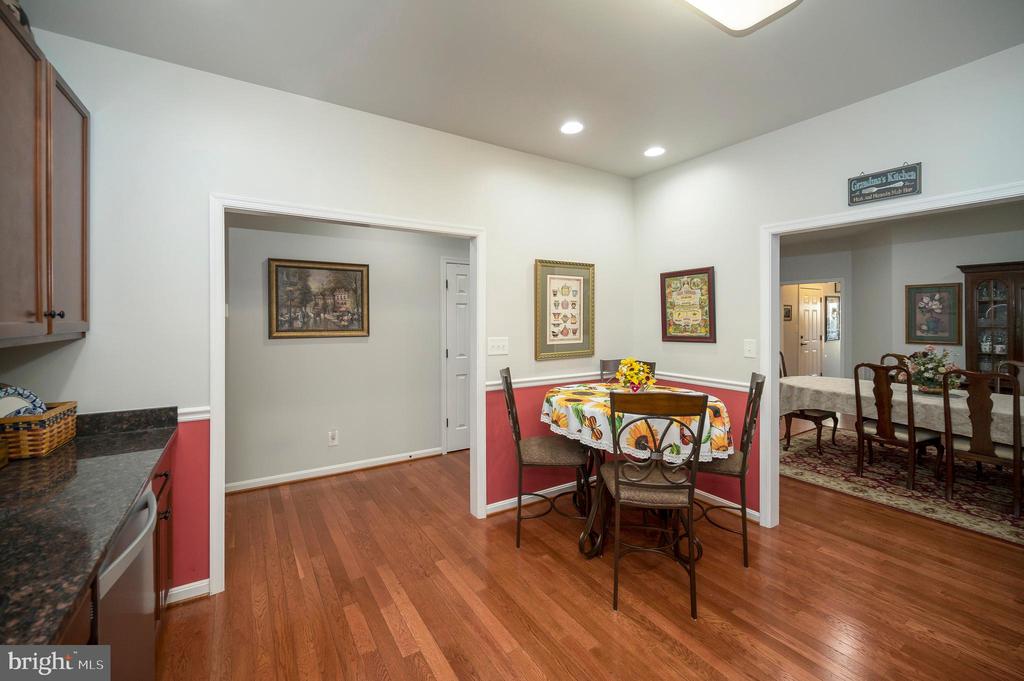 9414 FYVIE LANE