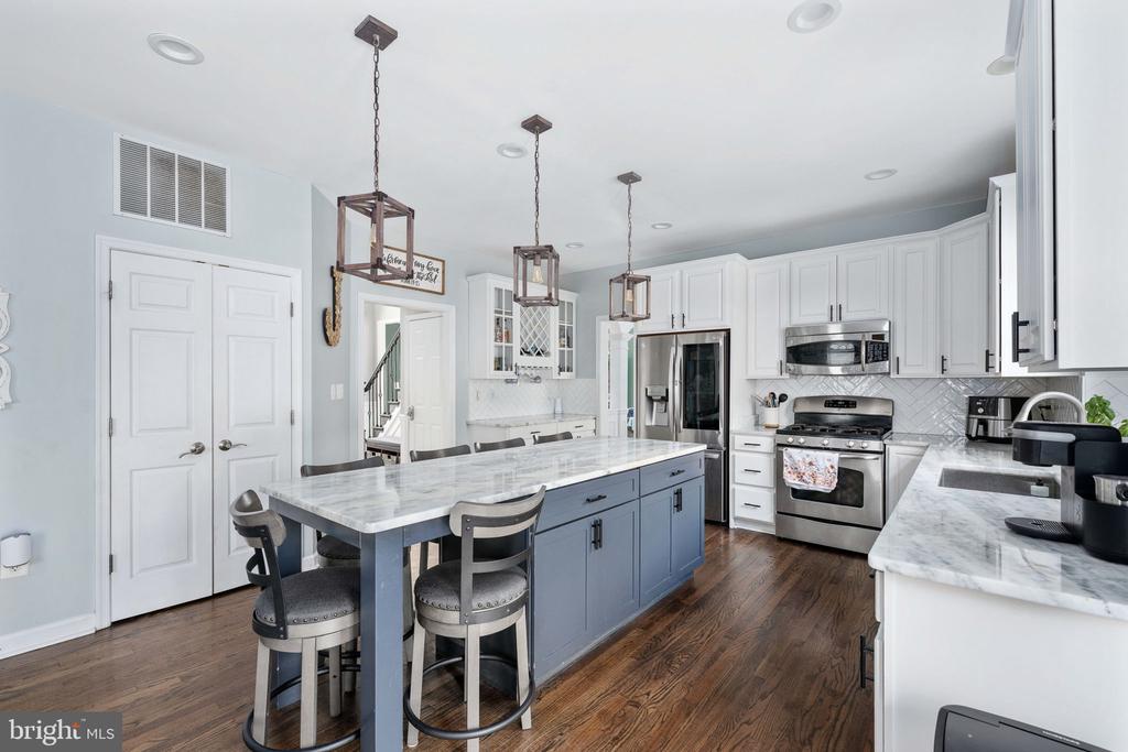 10610 KING EIDER COURT