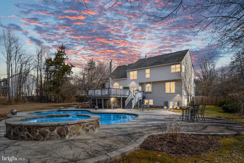 10610 KING EIDER COURT