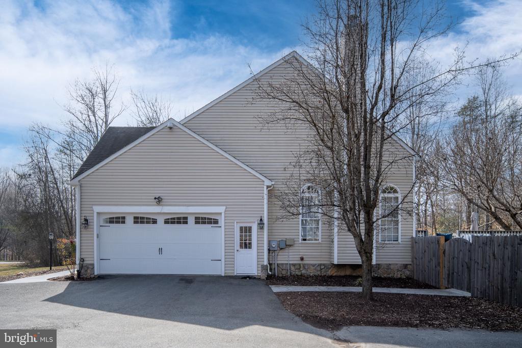 10610 KING EIDER COURT