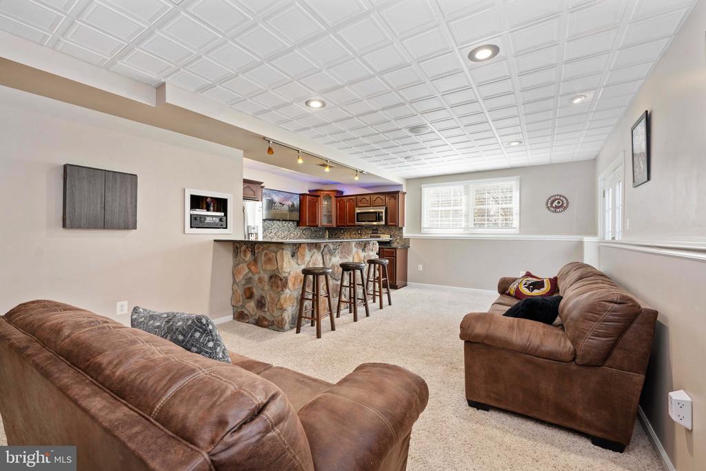 10610 KING EIDER COURT