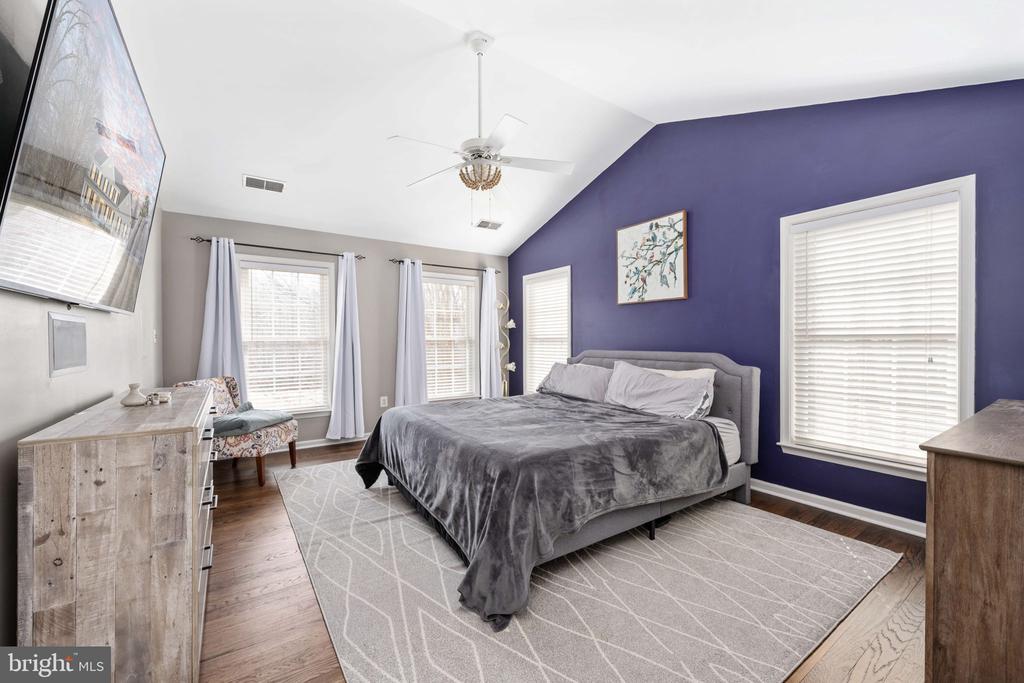 10610 KING EIDER COURT