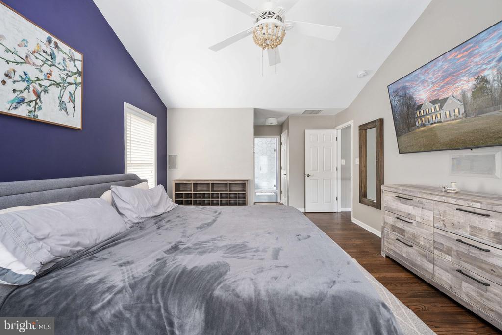 10610 KING EIDER COURT