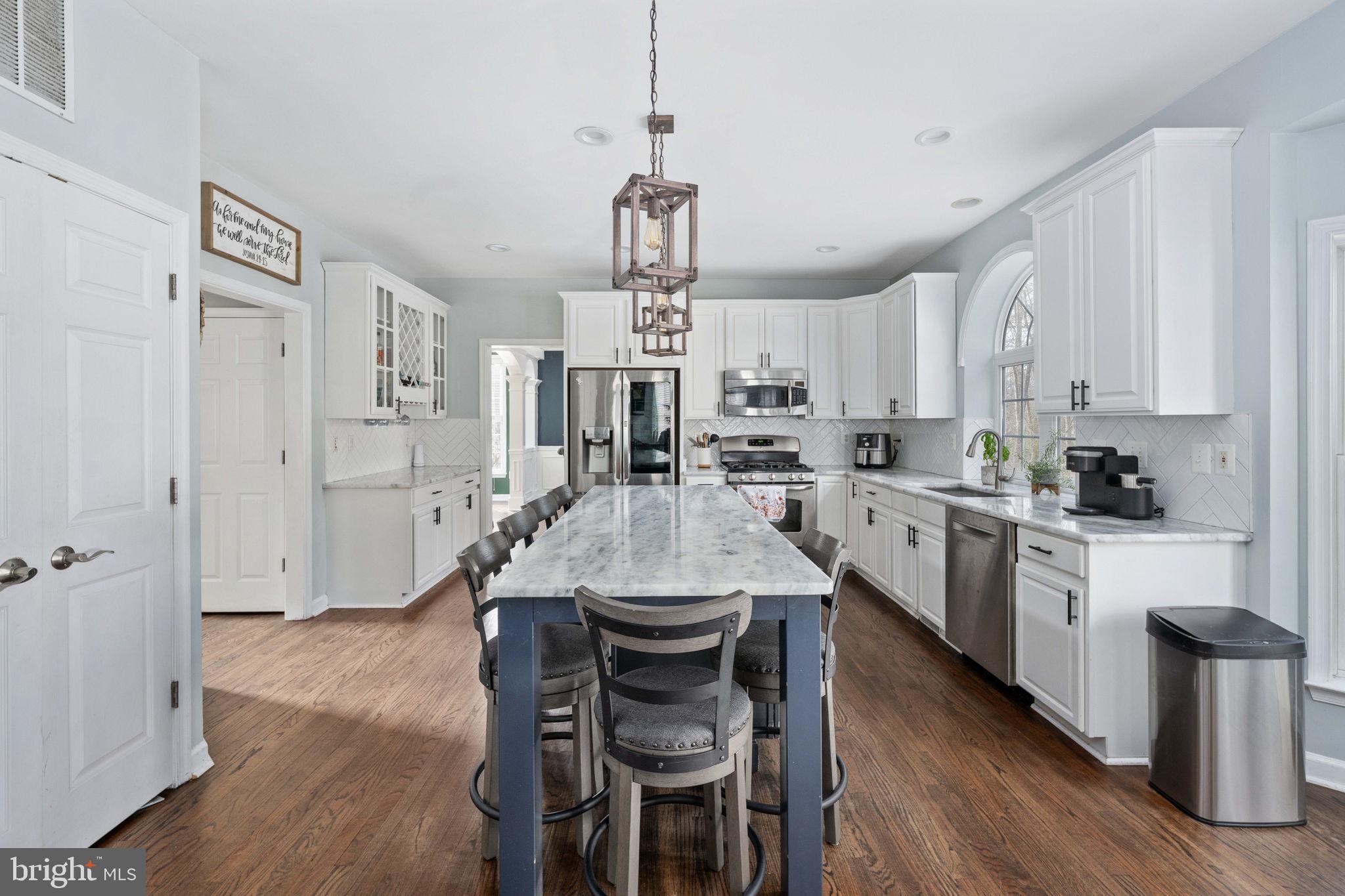 10610 KING EIDER COURT