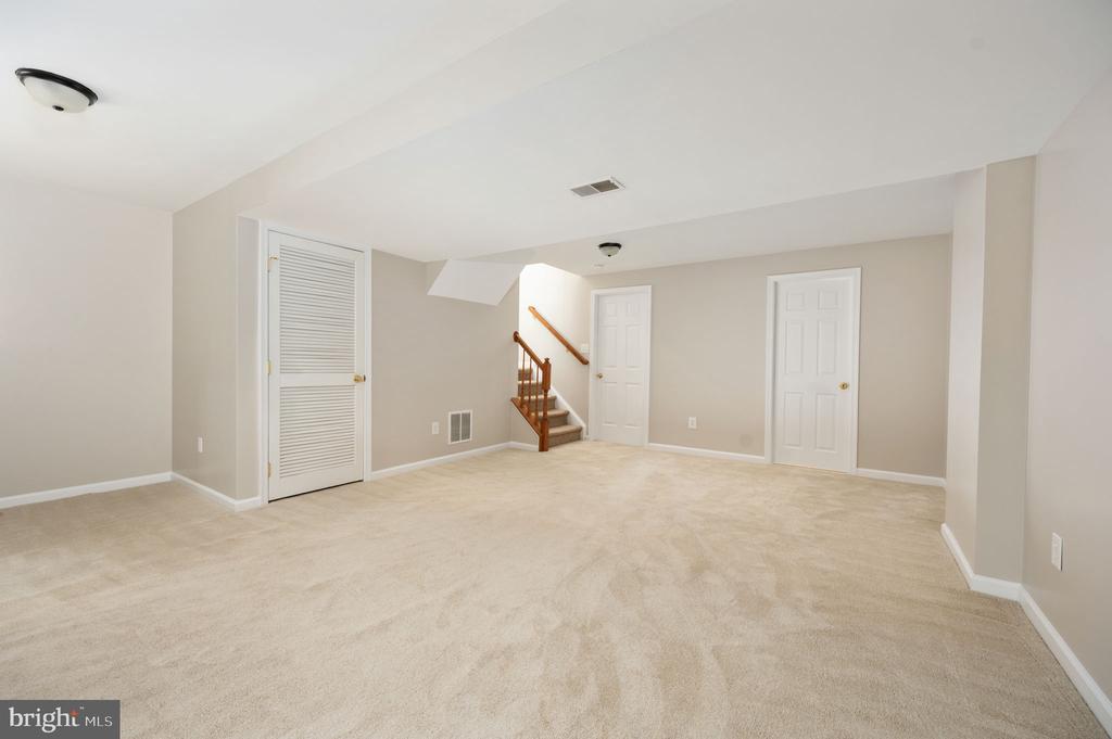 9705 BECKER COURT