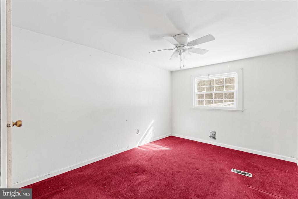 9301 ANTLER COURT