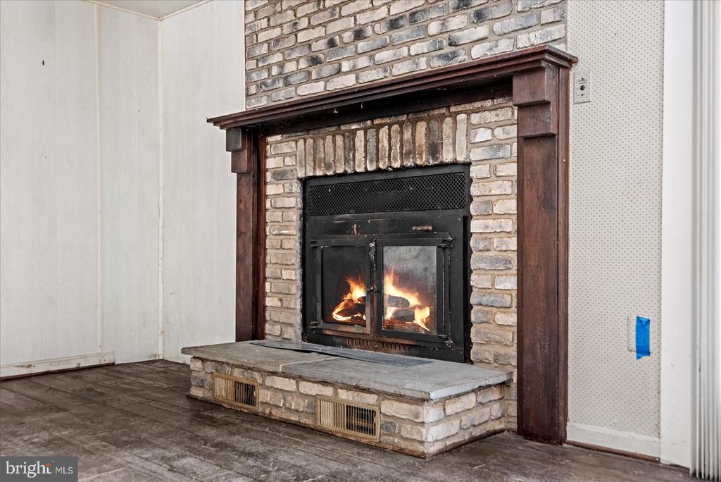 9301 ANTLER COURT