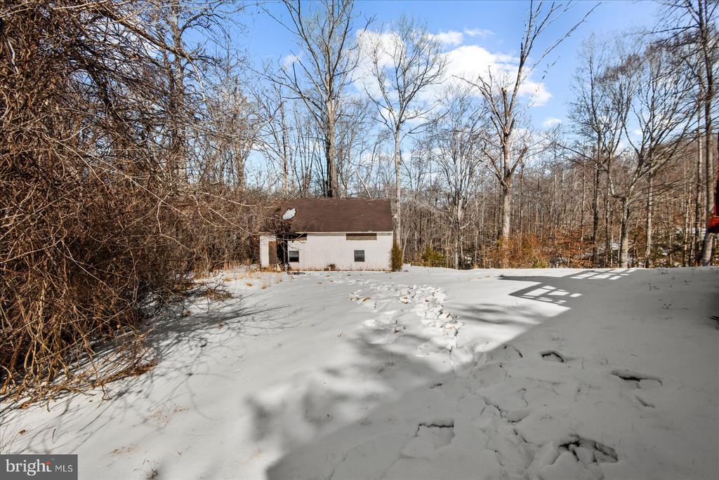 9301 ANTLER COURT