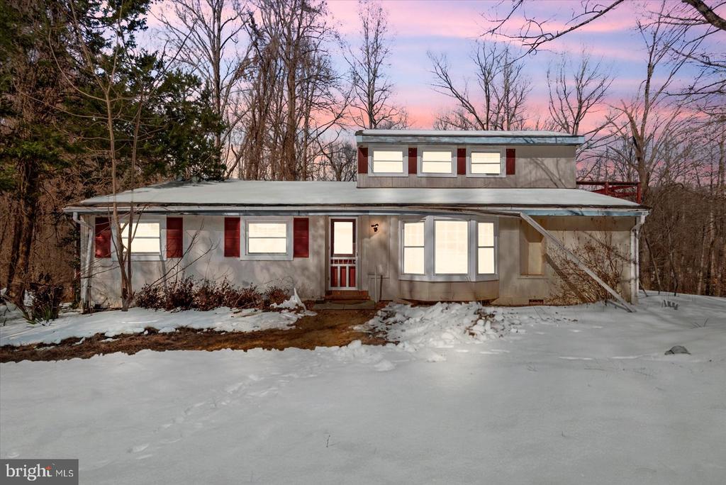 9301 ANTLER COURT