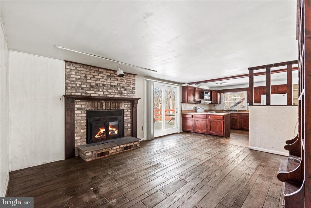 9301 ANTLER COURT
