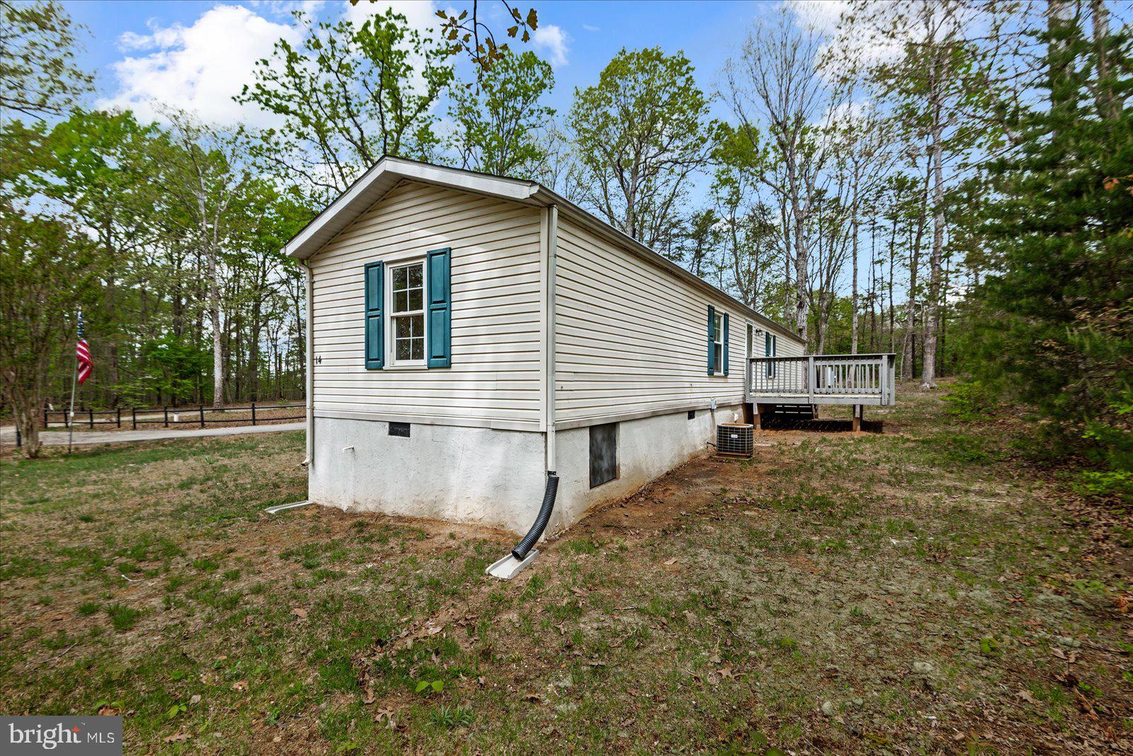 7449 LAKEWOOD LANE