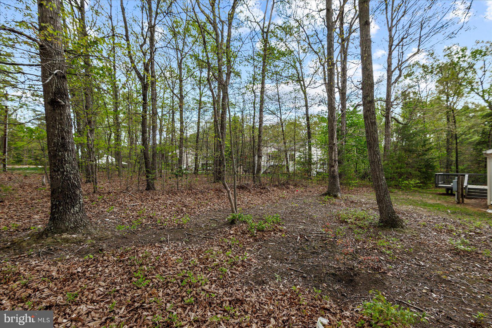7449 LAKEWOOD LANE