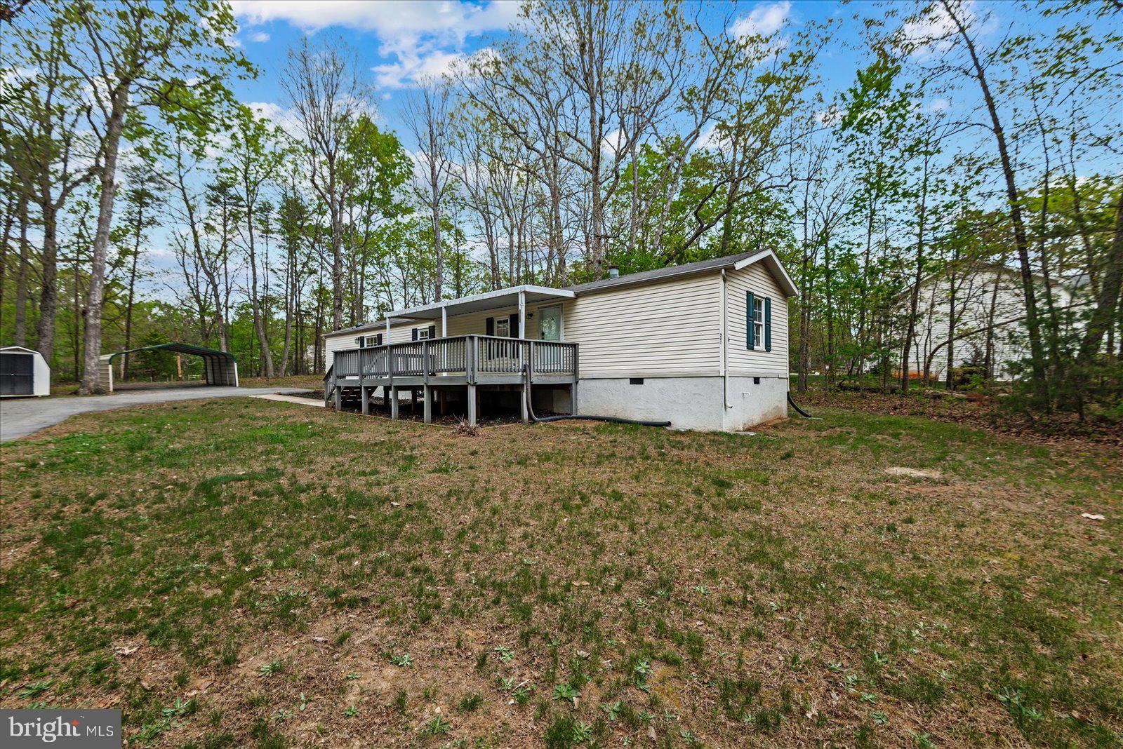 7449 LAKEWOOD LANE
