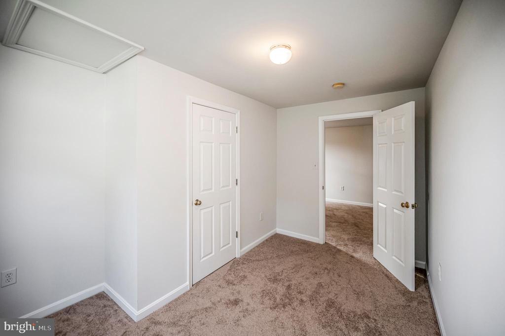 11226 SINGLE OAK ROAD