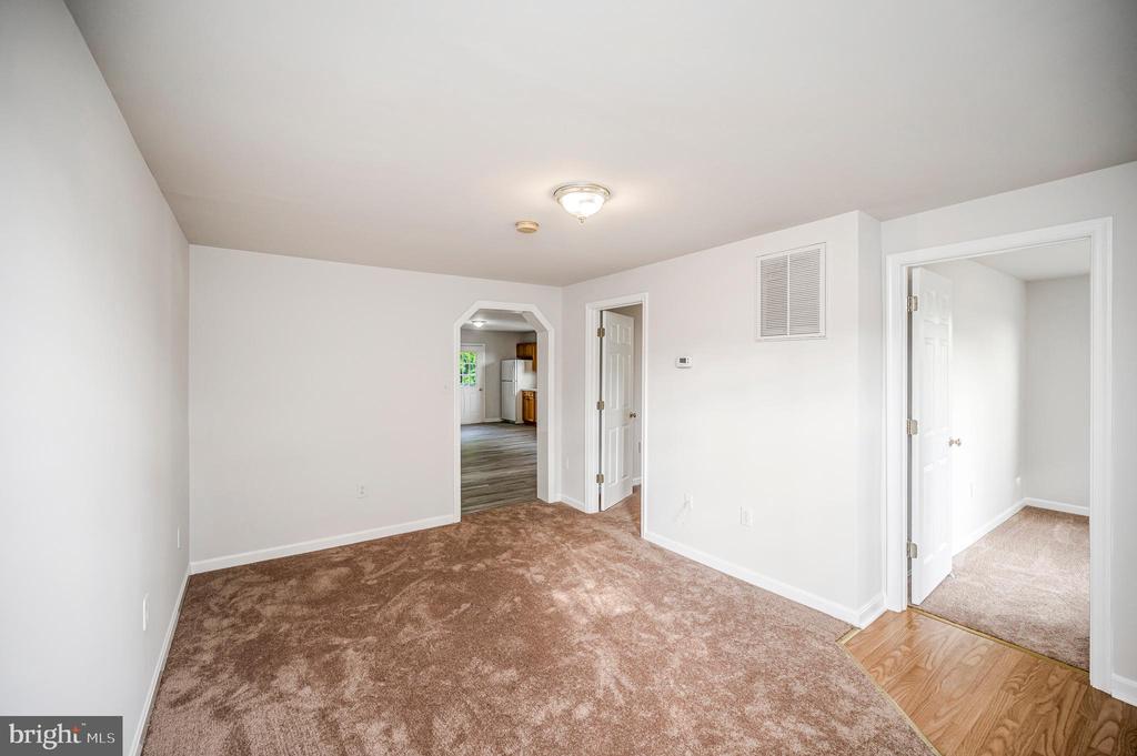 11226 SINGLE OAK ROAD
