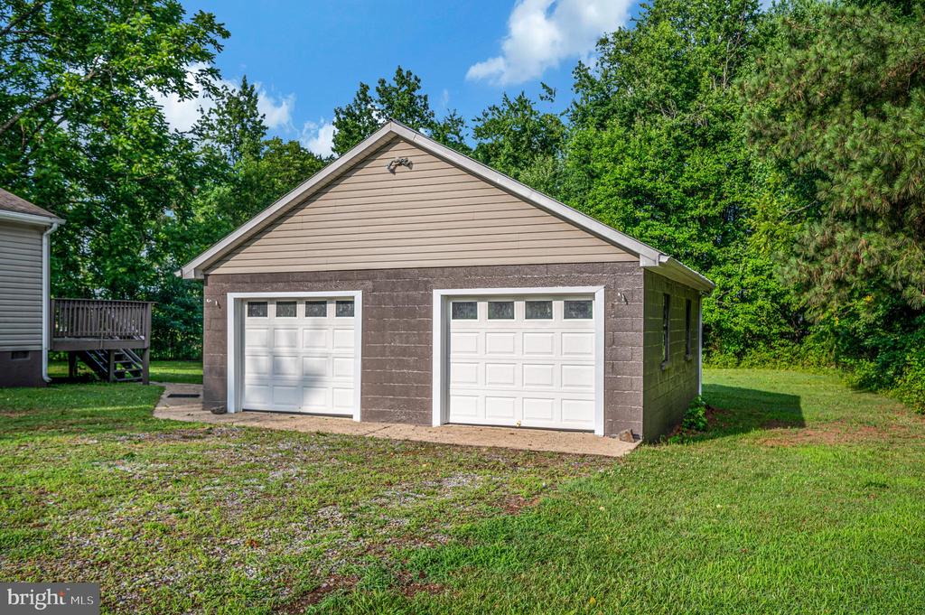 11226 SINGLE OAK ROAD