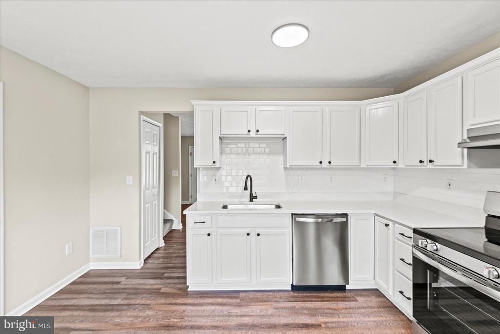 10505 TIDEWATER PLAINS DRIVE