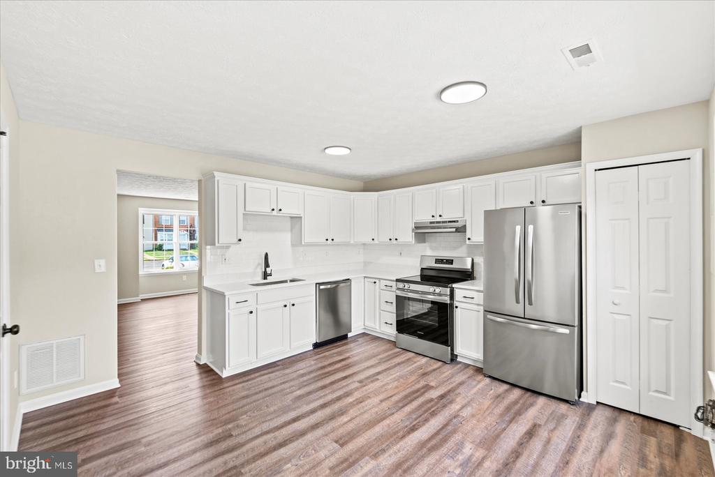 10505 TIDEWATER PLAINS DRIVE