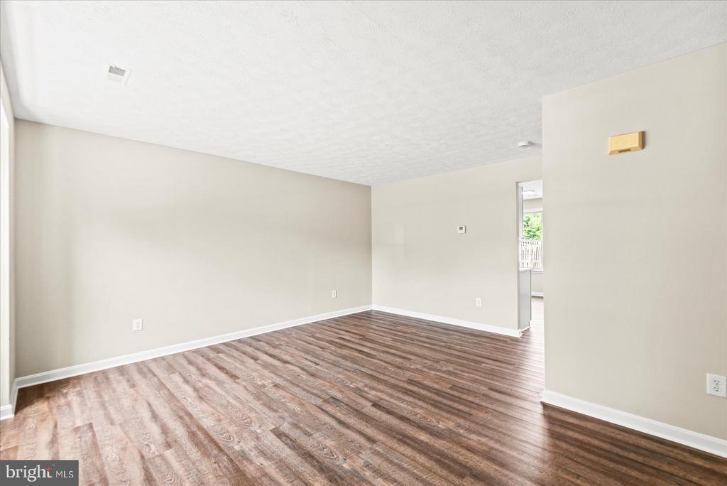 10505 TIDEWATER PLAINS DRIVE