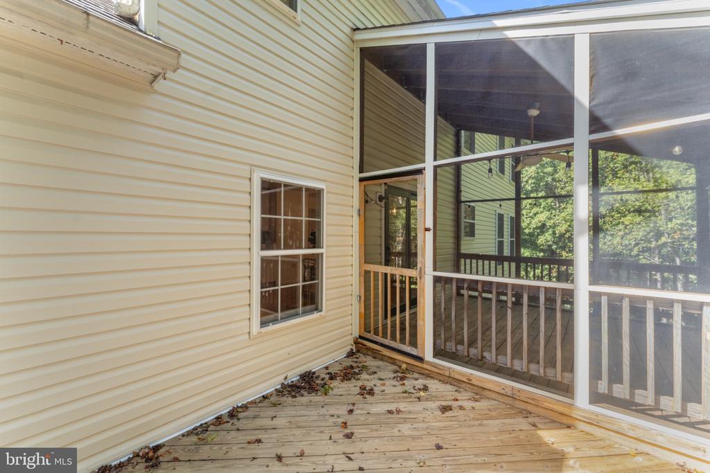 10105 COTTER COURT