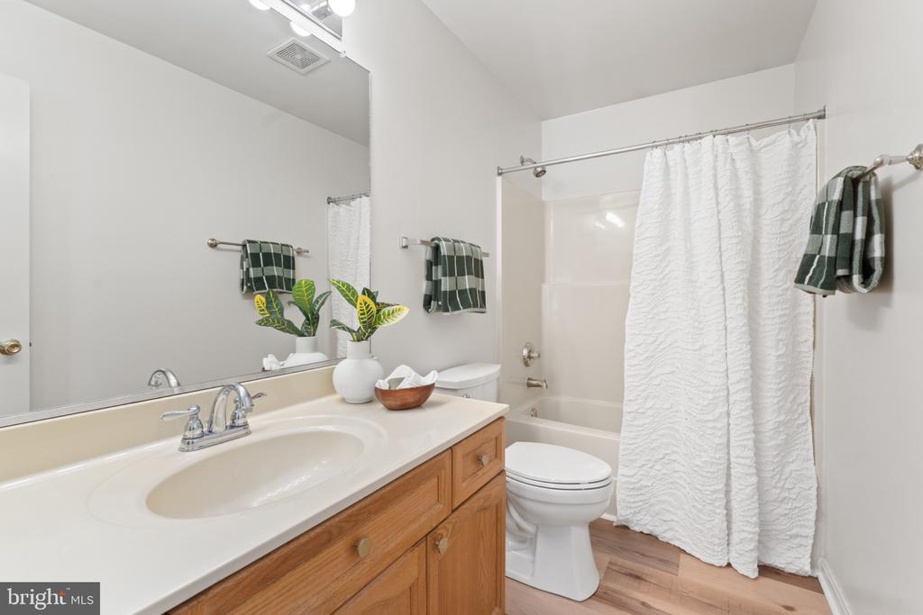 10105 COTTER COURT