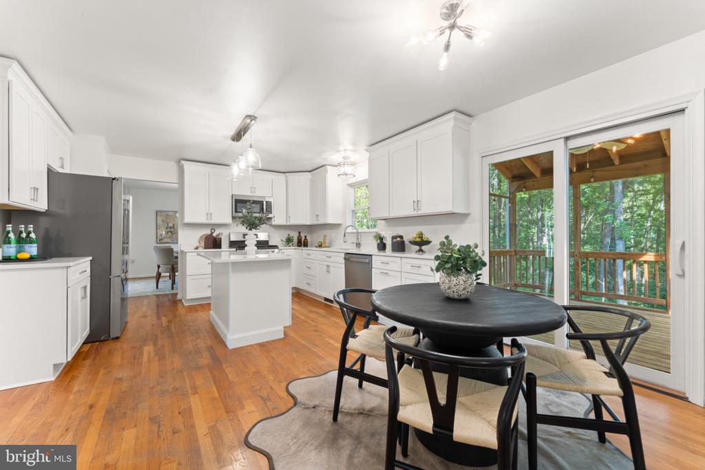 10105 COTTER COURT