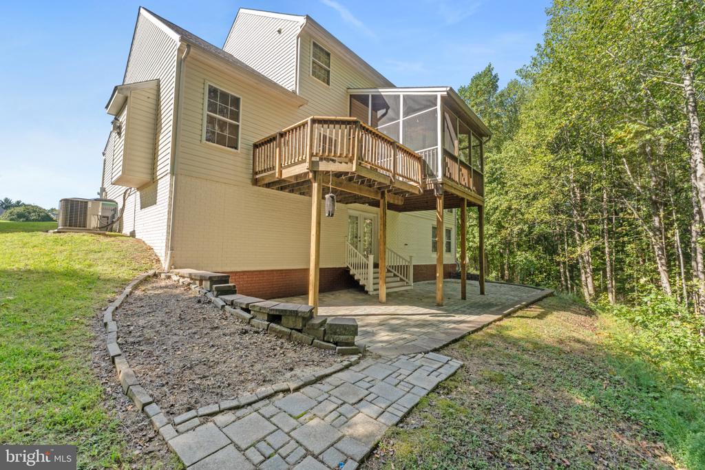 10105 COTTER COURT
