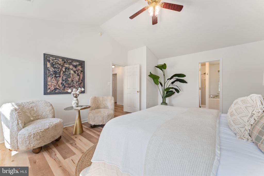 10105 COTTER COURT
