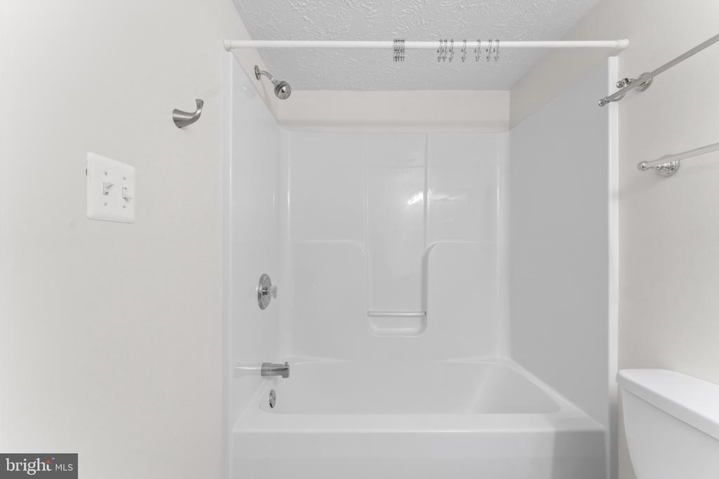 10105 COTTER COURT