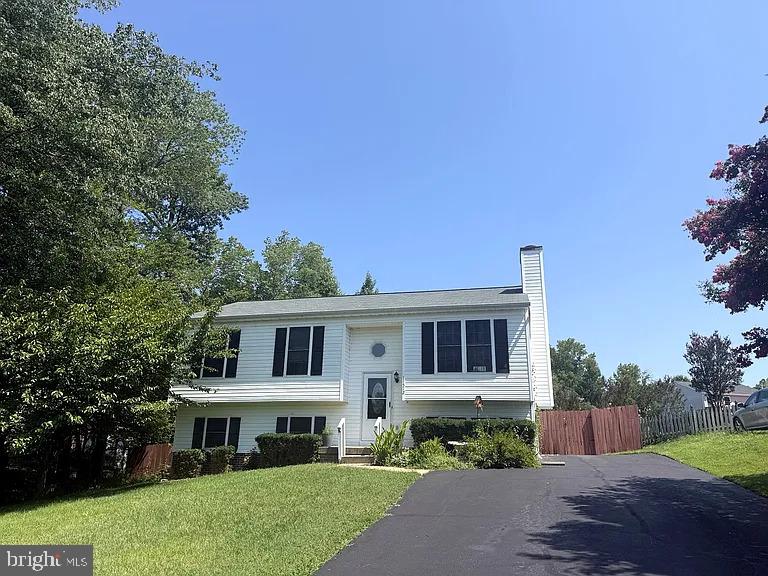 11512 WOODLAND VIEW DRIVE