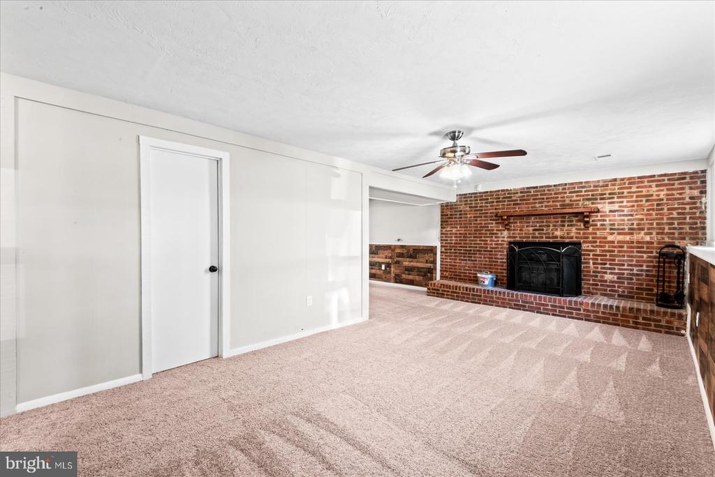 6 NORMAN COURT