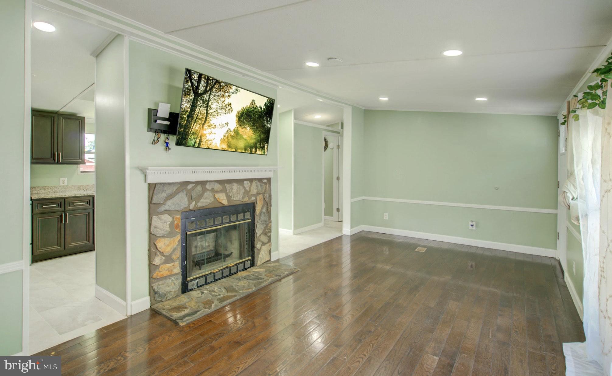 41 DRAPER CIRCLE