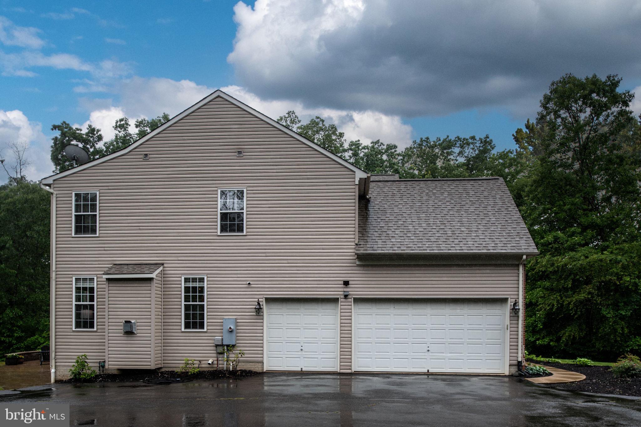 109 FALLING CREEK DRIVE