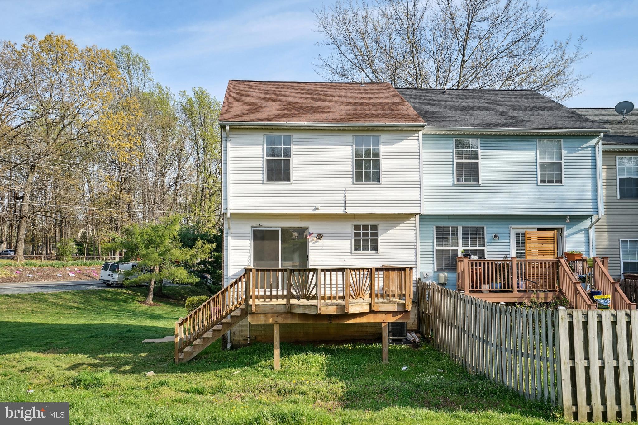 211 BLUERIDGE COURT