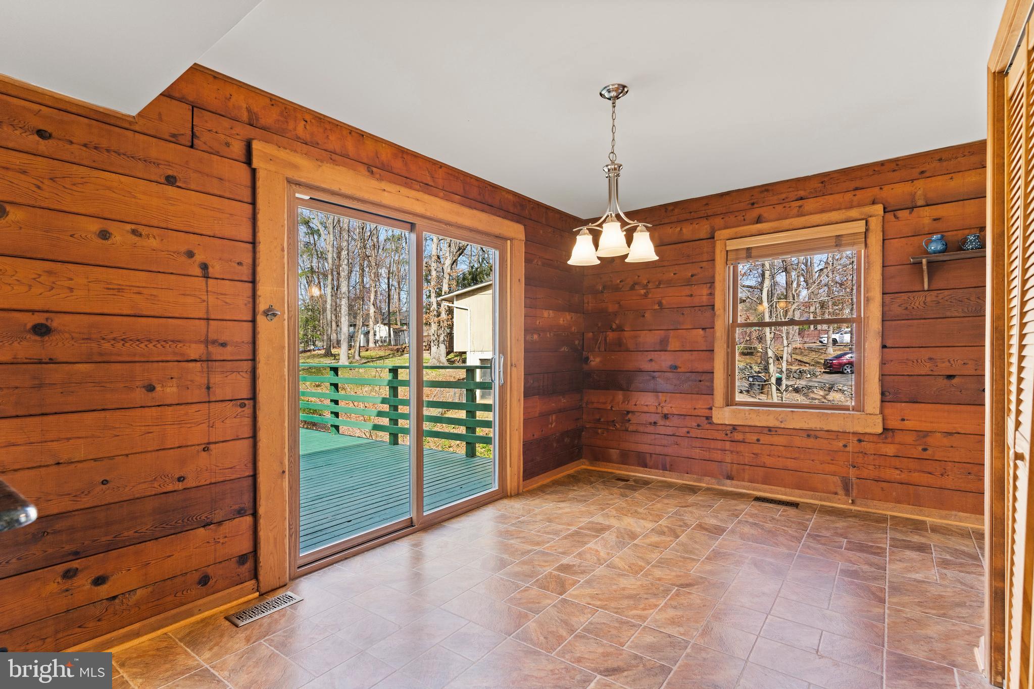 2041 MIDSHIPMAN DRIVE