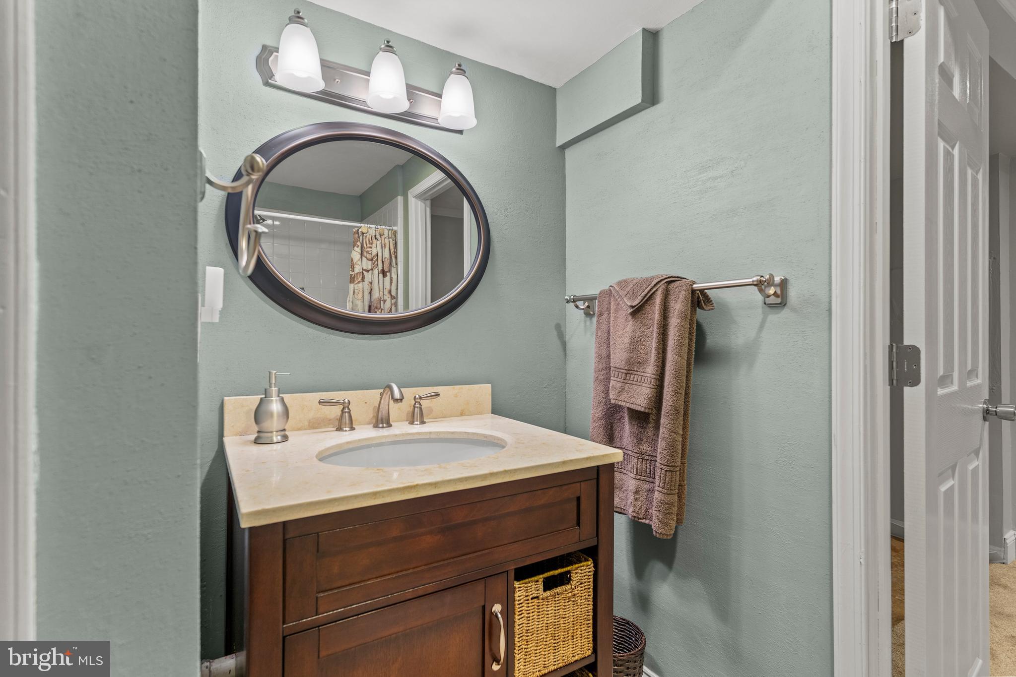 2041 MIDSHIPMAN DRIVE