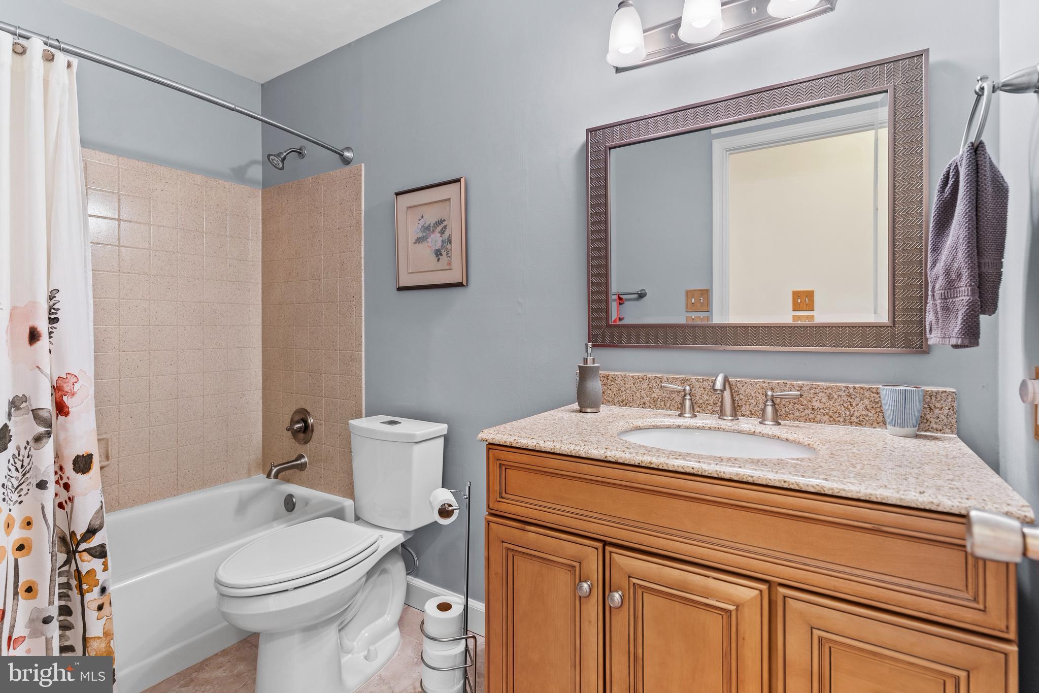 2041 MIDSHIPMAN DRIVE